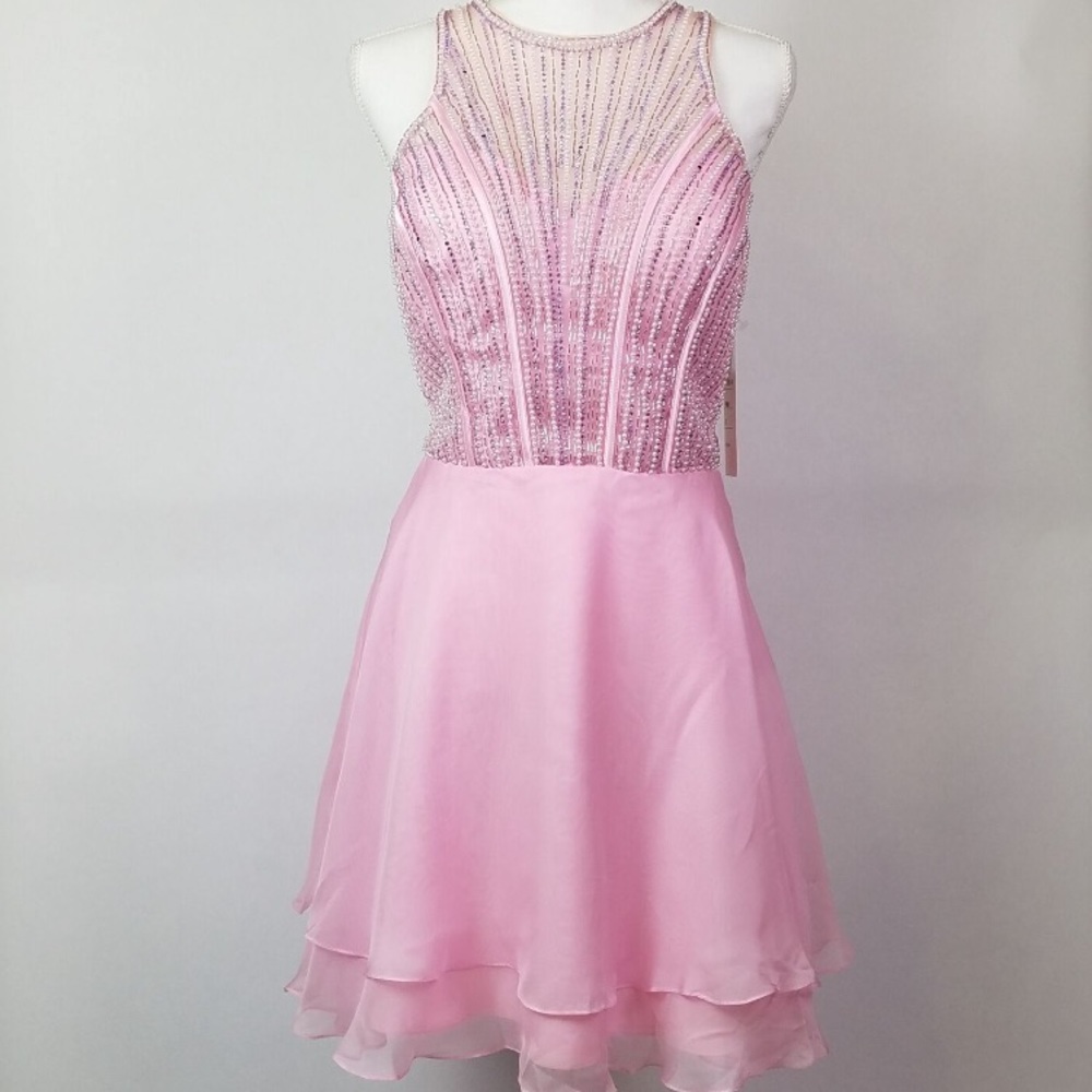 Tony Bowls short pink cocktail/prom dress